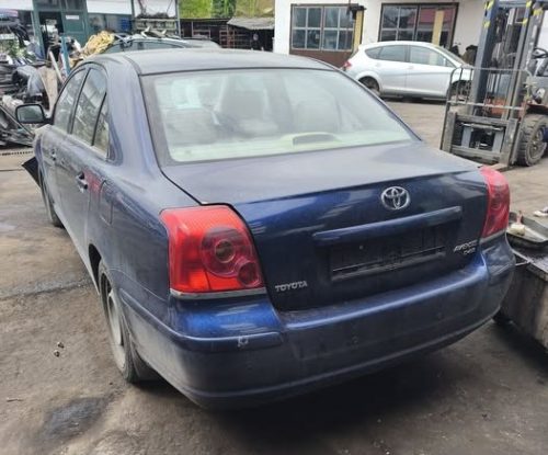 Toyota Avensis II 2.2 D-CAT