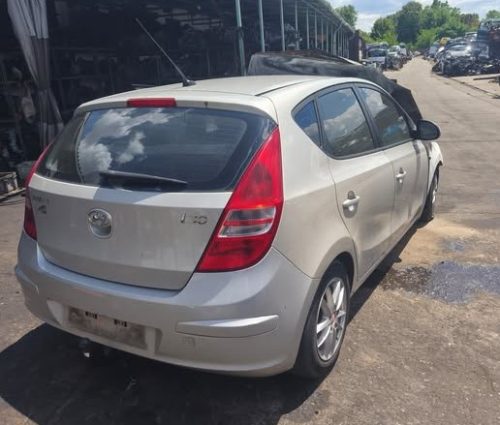 Hyundai I30 2010 évjárat benzines