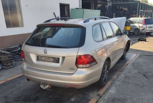 Volkswagen Golf VI Variant 2011 évjárat 1.6CRTDI
