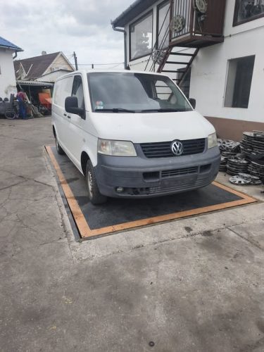 Volkswagen T5 2.5PDTDI