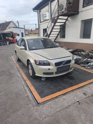 Volvo S40 2008 benzines