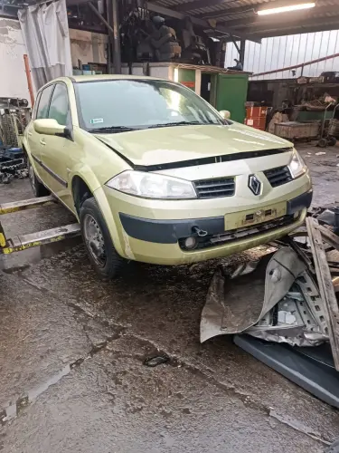 Renault-Megane-II-1.6-16v